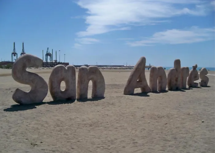 LOFT céntrico cerca de la playa ! LA BIZNAGA